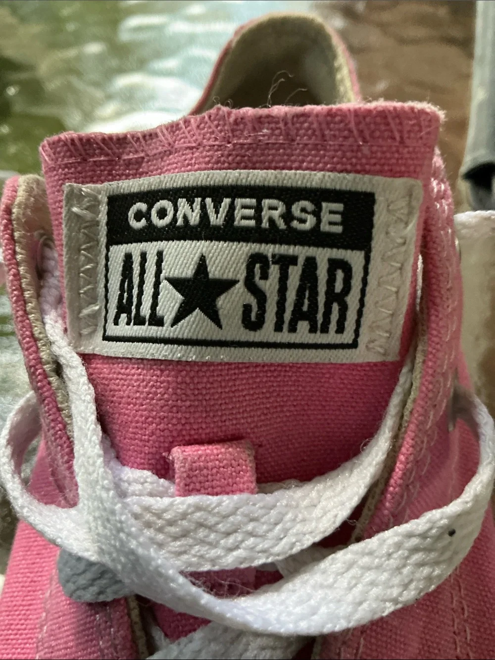 Converse Chuck Taylor All-Star Pink Low Top Canvas Sneakers Girls Youth Size 3
